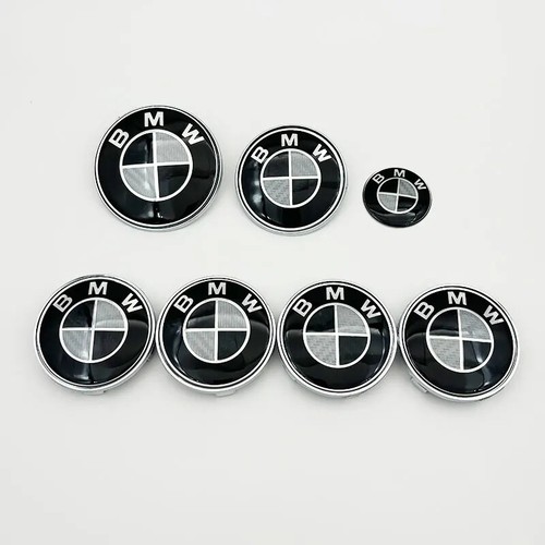 Black carbon fiber bmw - 3d,
