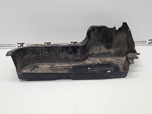 Carbon canister cover bmw - carbon,